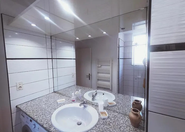 Apartamento Super 2 à 6 Pers Garage Privé, Centreville, 150m, 2 Terrasses *